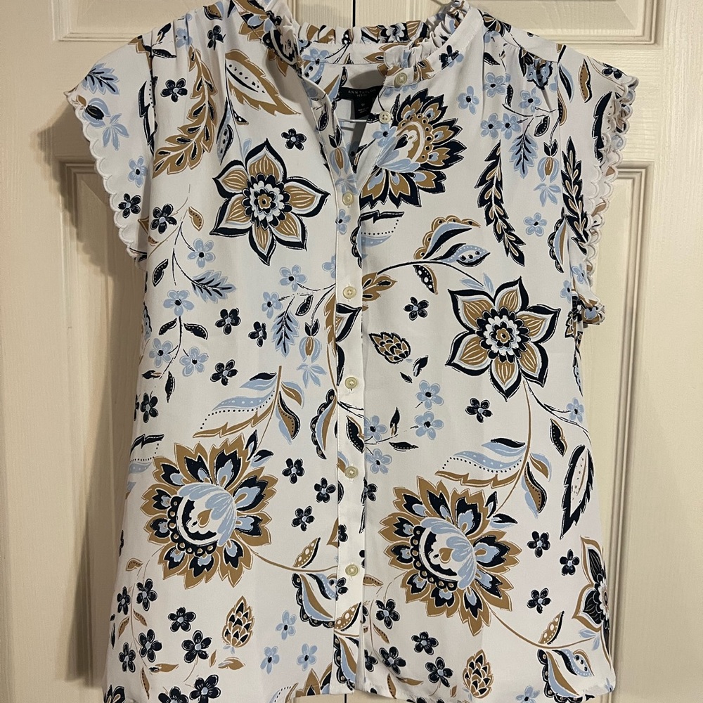 Ann Taylor Blouse - neutral floral pattern - petite